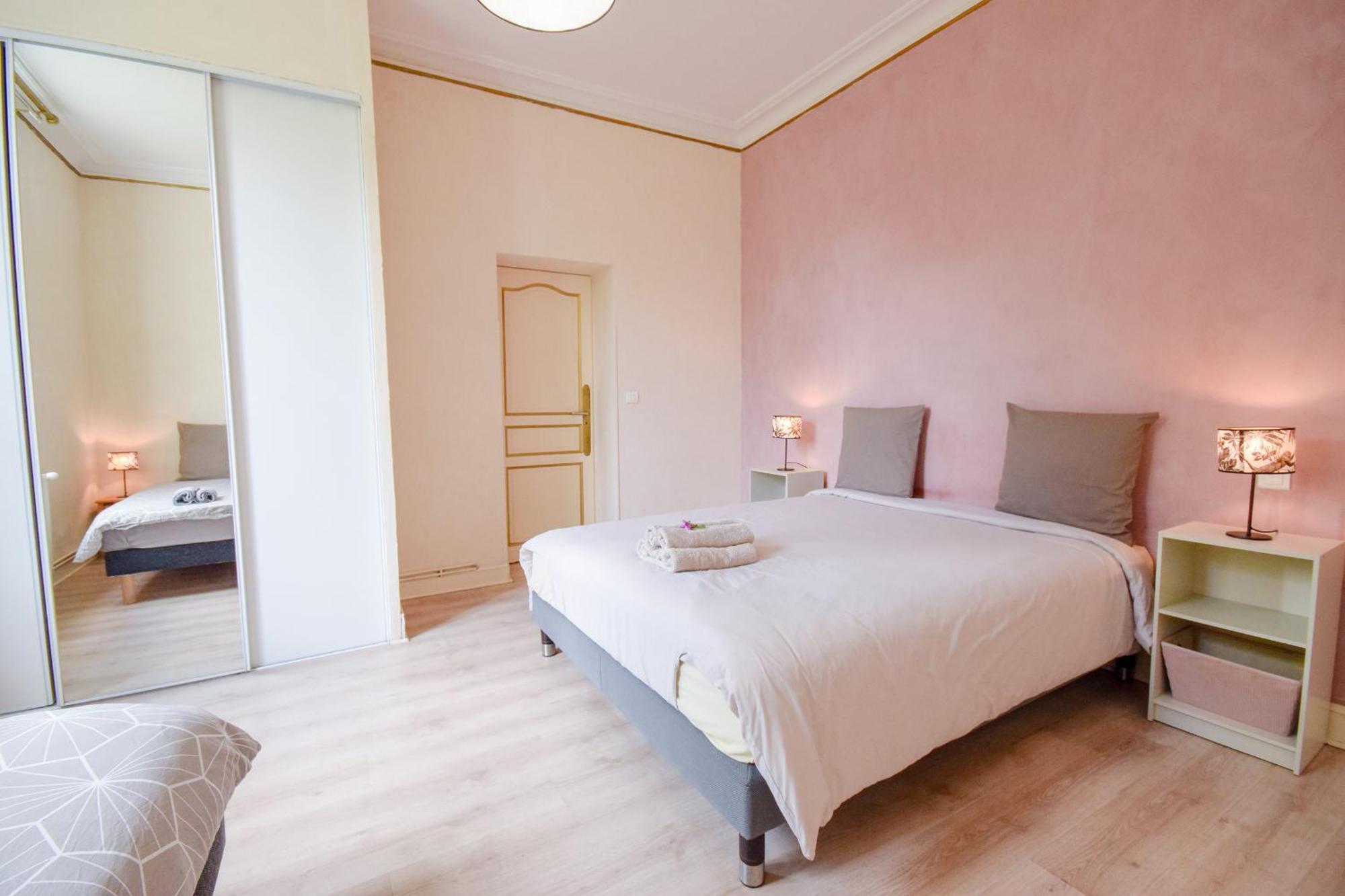 Ferienhaus Avec Piscine Et Billard Sabres